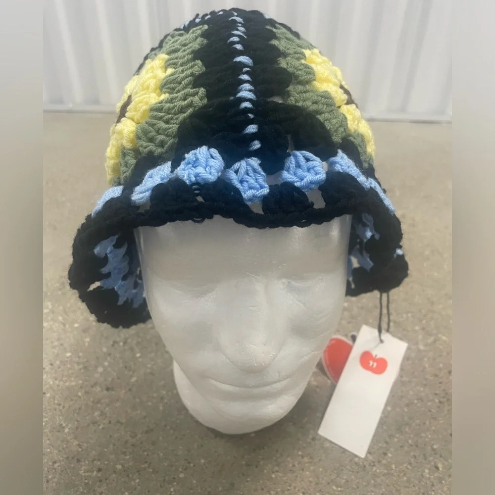 NWT Cider Crochet Sunflower Bucket Hat, stylish cap for looking cute! - Picture 6 of 14